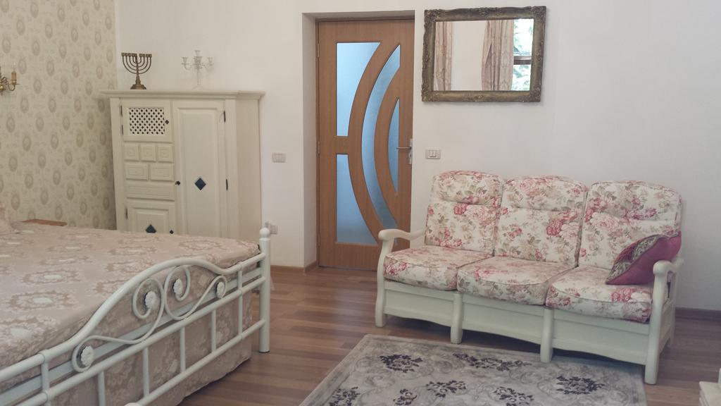Elegance Timişoara