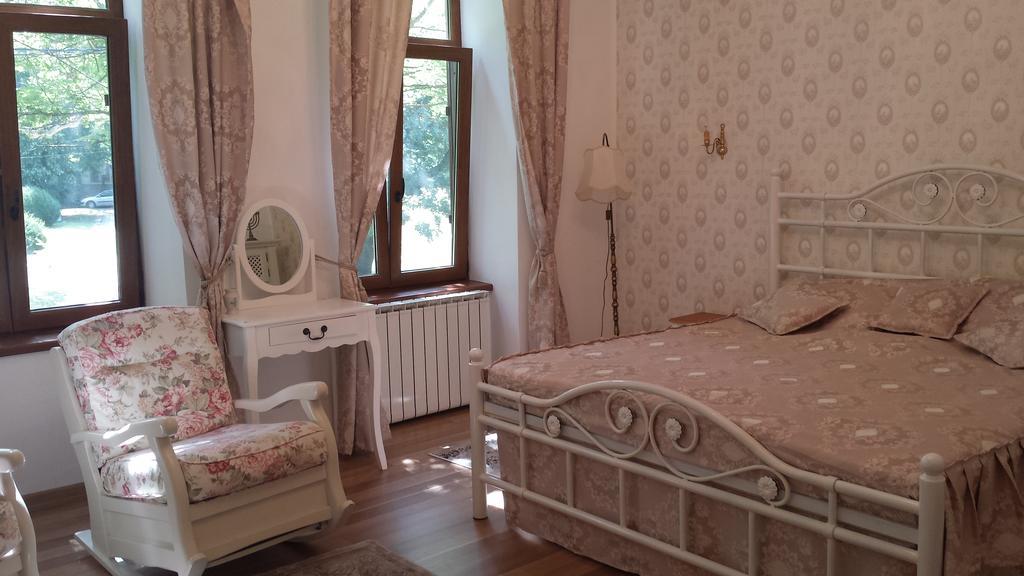 Apartment Elegance